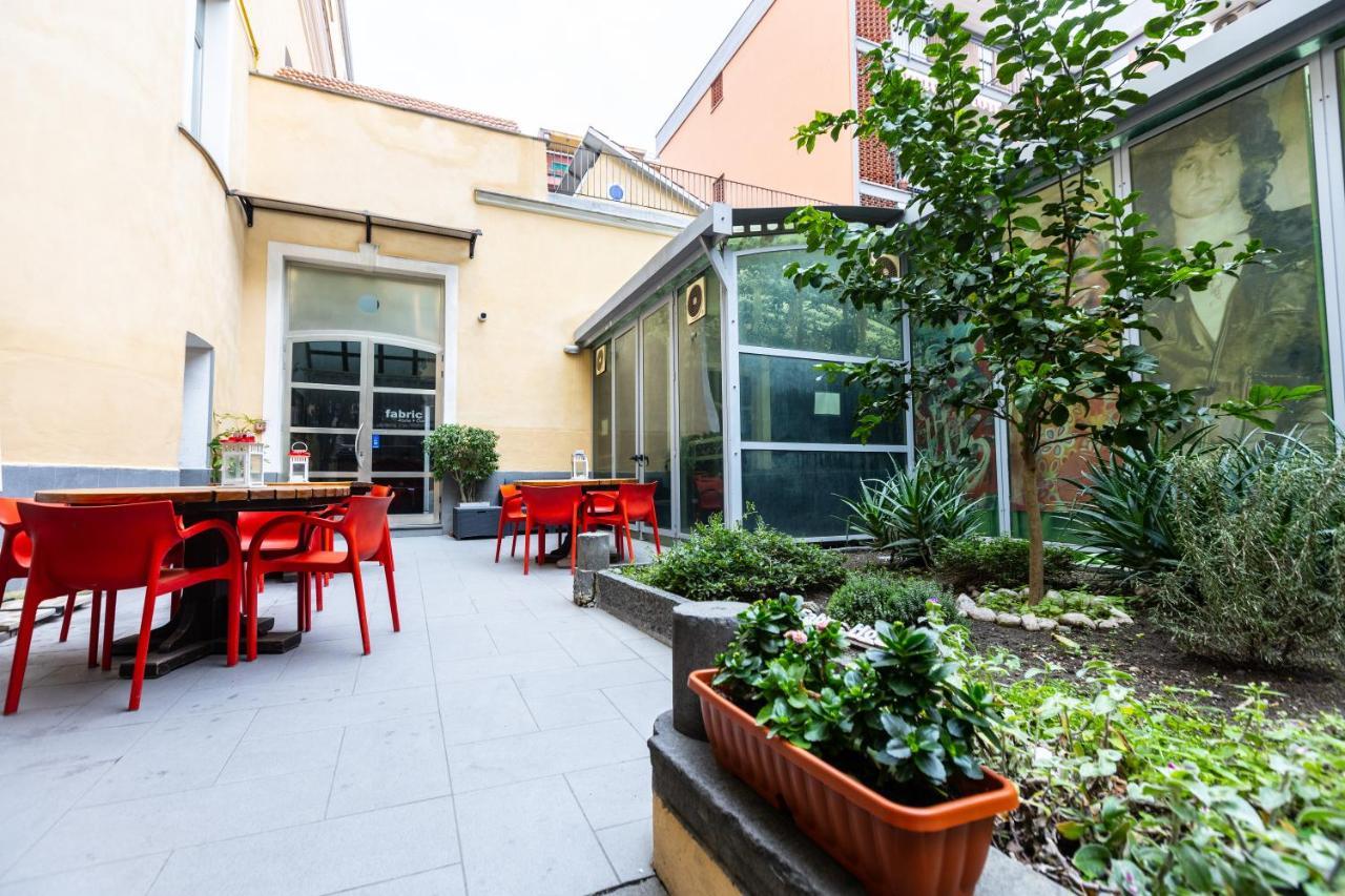 Fabric Hostel Portici Exterior photo